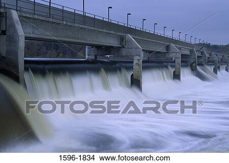 Picture - Water falling from a dam, Coon Rapids Dam, Coon Rapids Dam Regional Park, Mississippi River National Recreation Area, Coon Rapids, Minnesota, USA. Fotosearch