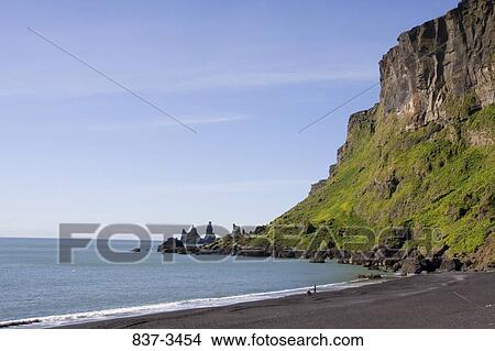 Picture - Waves on the beach, Iceland. Fotosearch