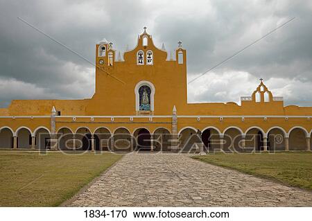 Facade of a convent, Convento De San Antonio De Padua, Izamal, Yucatan, Mexico View Large Photo Image Stock Image - Facade of a convent, Convento De San Antonio De Padua, Izamal, Yucatan, Mexico. Fotosearch
