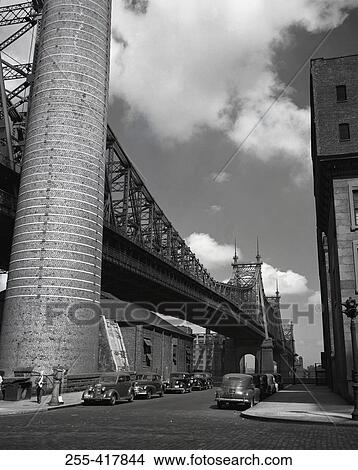Picture - USA, New York State, New York city, bridge. Fotosearch