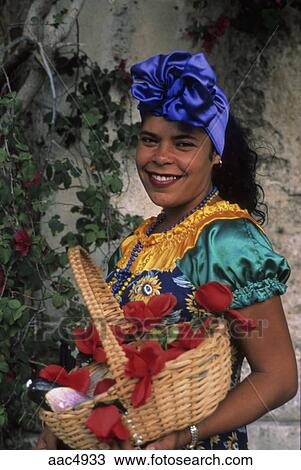 traditional havana dress