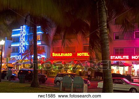 Miami Beach Florida Usa Neon At Night On Ocean Drive Famous For Its Art Deco Architecture South Beach Stock Photography Rwc1585 Fotosearch