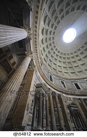 Italy Lazio Rome The Pantheon Church Interior Vaulted Ceiling Stock Image