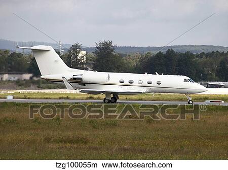 Picture - A C-20 Gulfstream of the U. S. Army.. Fotosearch