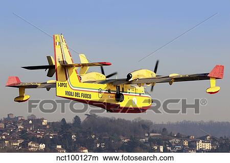 Picture - A CL-415 Italian Fire Hunter.. Fotosearch