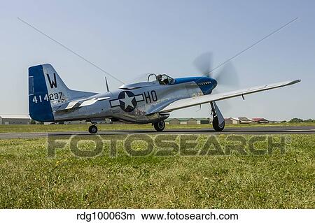 A P-51 Mustang taxiing at Waukegan, Illinois. View Large Photo Image Picture - A P-51 Mustang taxiing at Waukegan, Illinois.. Fotosearch