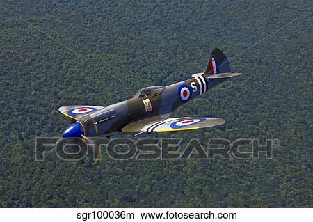 Picture - A Supermarine Spitfire Mk-18 in flight.. Fotosearch