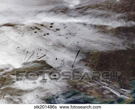 Aircraft dissipation trails over southern United States. View Large Photo Image Stock Photograph - Aircraft dissipation trails over southern United States.. Fotosearch