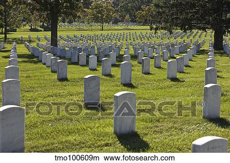 Picture - Arlington National Cemetery, Arlington, Virginia, USA.. Fotosearch
