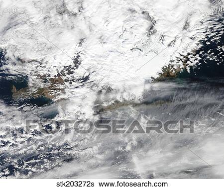 Ash plume from Eyjafjallajokull Volcano, Iceland. View Large Photo Image Stock Photograph - Ash plume from Eyjafjallajokull Volcano, Iceland. . Fotosearch