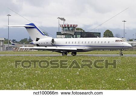 Bombardier BD-700 1A10 Global Express. View Large Photo Image Picture - Bombardier BD-700 1A10 Global Express.. Fotosearch