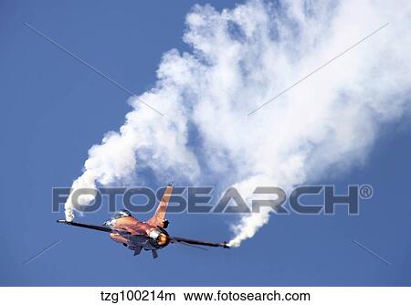 Picture - Dutch Air Force F-16A during a turning and burning demonstration.. Fotosearch