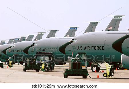 KC-135 Stratotankers View Large Photo Image Picture - KC-135 Stratotankers. Fotosearch