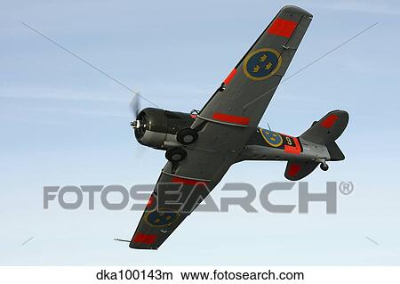 Picture - North American T-6Texan/Harvard trainer warbird in Swedish Air Force colors.. Fotosearch