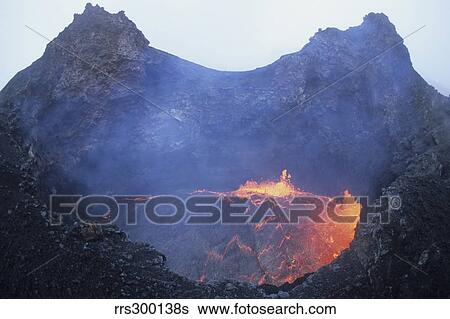 Pequeno Lago Lava En Hoyo Crater Pu U O O Cono Kilauea Volcan Isla Grande Hawaii Coleccion De Fotografia Rrss Fotosearch