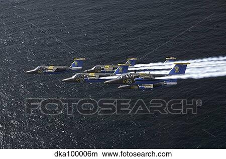 Picture - Saab 105 jet trainers of the Swedish Air Force display team, Team 60.. Fotosearch