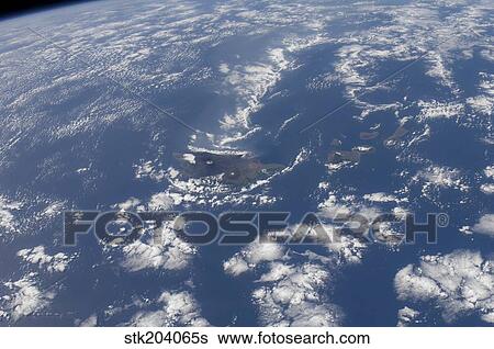 The Hawaiian Islands as seen from the International Space Station. View Large Photo Image Stock Photograph - The Hawaiian Islands as seen from the International Space Station.. Fotosearch