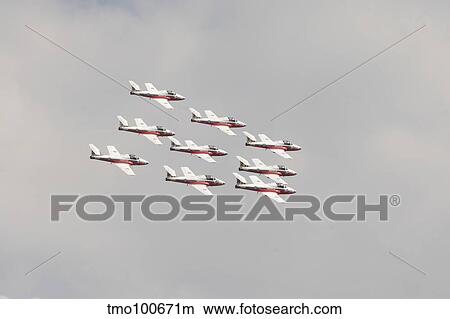 Picture - The Snowbirds 431 Air Demonstration Squadron of the Royal Canadian Air Force.. Fotosearch