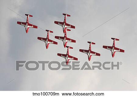 Picture - The Snowbirds 431 Air Demonstration Squadron of the Royal Canadian Air Force.. Fotosearch