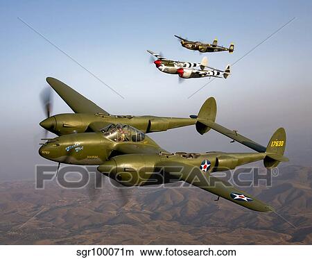 Picture - Three Lockheed P-38 Lightnings in flight.. Fotosearch