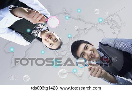 Drawing - obersvation of students. Fotosearch
