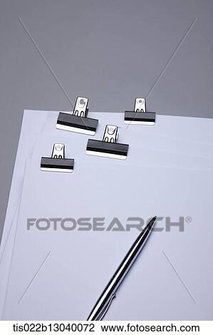 Drawing - paper clippers. Fotosearch
