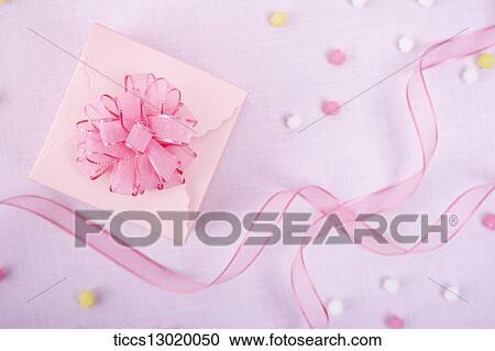 Clipart - pink gift boxes with pink flowers. Fotosearch