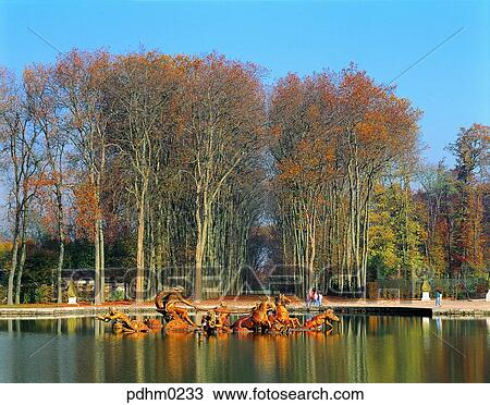 Versailles, Palace, BronzeStatue, pond, landscape architecture, tree, garden View Large Photo Image Stock Image - Versailles, Palace, BronzeStatue, pond, landscape architecture, tree, garden. Fotosearch
