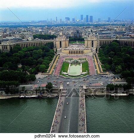 Versailles, Palace, garden, bridge, pond, tree, park View Large Photo Image Picture - Versailles, Palace, garden, bridge, pond, tree, park. Fotosearch