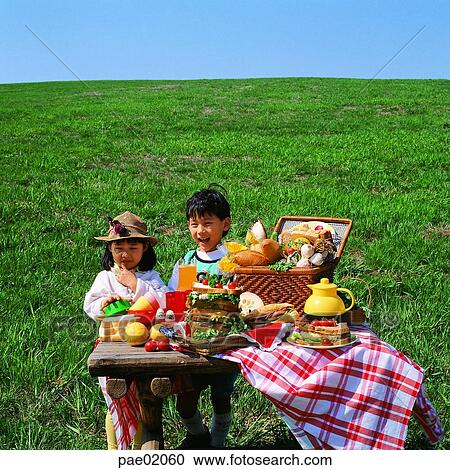 picnic, lunch, bag, child, food, sandwich, friend View Large Photo Image Stock Image - picnic, lunch, bag, child, food, sandwich, friend. Fotosearch