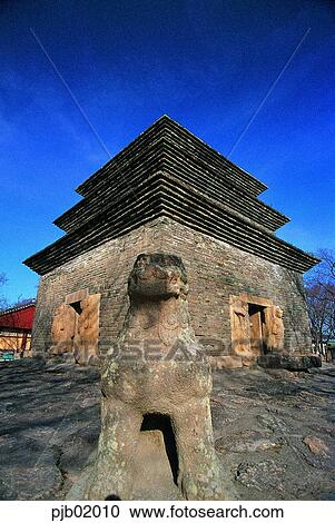Bunhwangsa, stonetower, national treasure, Temple, tower, sky, modeling View Large Photo Image Stock Image - Bunhwangsa, stonetower, national treasure, Temple, tower, sky, modeling. Fotosearch