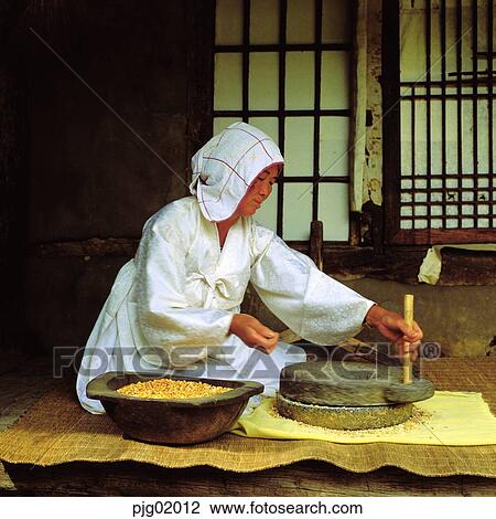 Koreaethnic customs town, ethnic customs town, Matdol, floor, woman, bean, food View Large Photo Image Stock Image - Koreaethnic customs town, ethnic customs town, Matdol, floor, woman, bean, food. Fotosearch