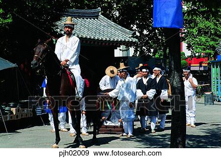 street, Gama, police, horse, person, procession, park View Large Photo Image Stock Photo - street, Gama, police, horse, person, procession, park. Fotosearch