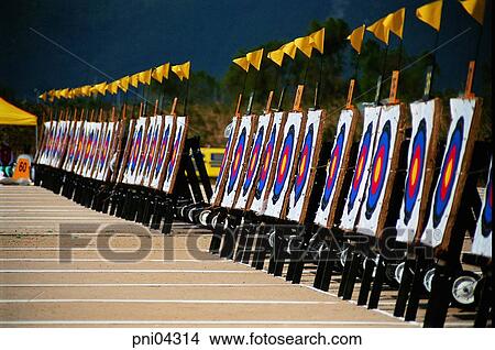 Picture - target, target board, day, sports, outdoor, exterior. Fotosearch