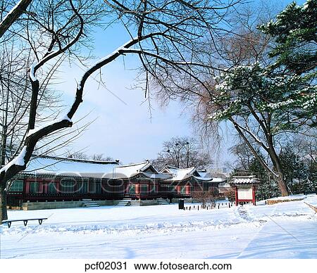 Stock Image - winter, winter scenery, winter scene, winter view, season, the suburbs, the outskirts. Fotosearch