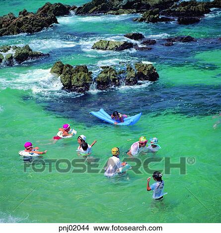 Picture - rippling, dabbling, sea, sunbarh, sunbathing, sea, summer. Fotosearch