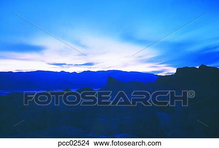 Picture - cloud, sky, sunrise, altostratus, black clouds, dark clouds, nature. Fotosearch