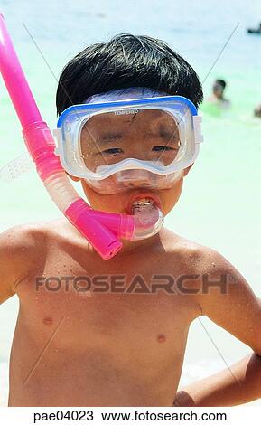 Stock Image - swimming goggles, rippling, dabbling, snorkling, snorkle, children, child. Fotosearch