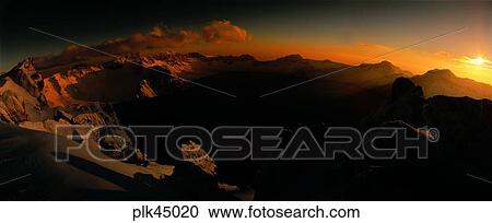 winter mountain, red sky, sunset, sunrise, water, night, Mt Baekdu View Large Photo Image Stock Image - winter mountain, red sky, sunset, sunrise, water, night, Mt Baekdu. Fotosearch