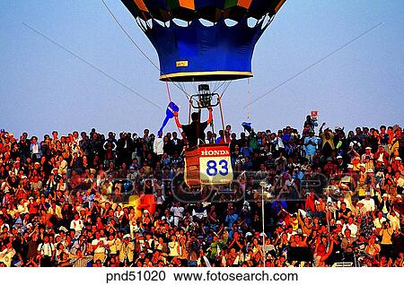 Stock Image - balloon, balloon contest, day, leisure, leisure, leisure sports, adventure. Fotosearch