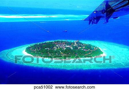 travel place, destination, South Pacific island, day, resort, Maldives, sea View Large Photo Image Stock Image - travel place, destination, South Pacific island, day, resort, Maldives, sea. Fotosearch