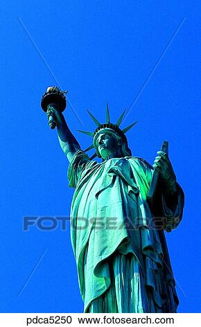 day, New York, bronze statue, statue, Manhattan, Manhattan, famous place View Large Photo Image Stock Image - day, New York, bronze statue, statue, Manhattan, Manhattan, famous place. Fotosearch