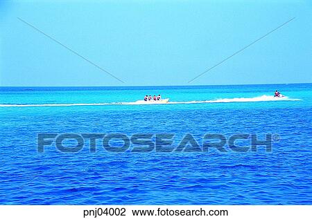 Stock Image - sightseeing, tourism, Guam, day, leisure, dabbling, banana. Fotosearch