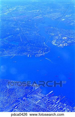 Manhattan, New York, high angle, view, air photpgraphing, America View Large Photo Image Stock Photograph - Manhattan, New York, high angle, view, air photpgraphing, America. Fotosearch