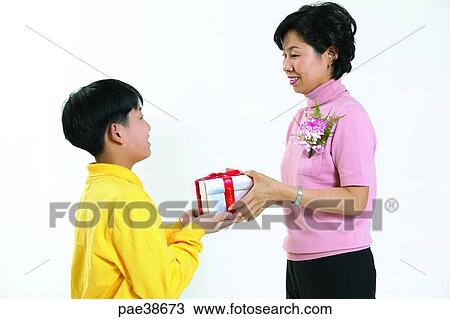 Stock Image - child, children, young, Korean, Koreans, Oriental, Orientals. Fotosearch