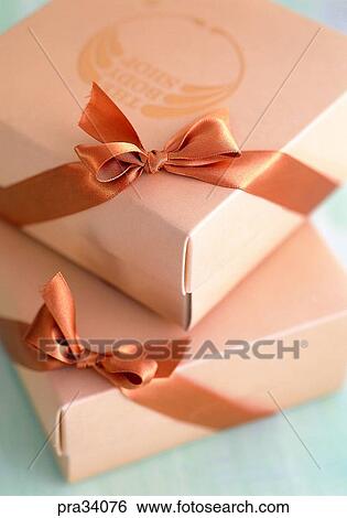 living, life, president, presidents, gift, gifts, wrap View Large Photo Image Stock Photograph - living, life, president, presidents, gift, gifts, wrap. Fotosearch