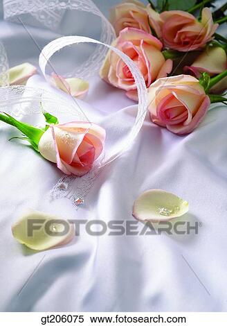 花 ビーズ 葉 葉 バラ リボン 布 ストックフォト 写真素材