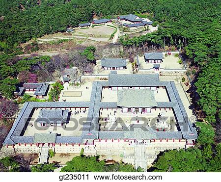 Bulguksa, race, run, foreground, forest View Large Photo Image Stock Image - Bulguksa, race, run, foreground, forest. Fotosearch