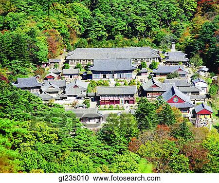 Stock Image - Haeinsa, fall, autumn, fallen leaves, dead leaves, red leaves, forest. Fotosearch