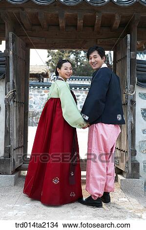 festival day, New Year's Day, Korean clothes, tradition, clothes, harvest festival, outdoor View Large Photo Image Picture - festival day, New Year's Day, Korean clothes, tradition, clothes, harvest festival, outdoor. Fotosearch